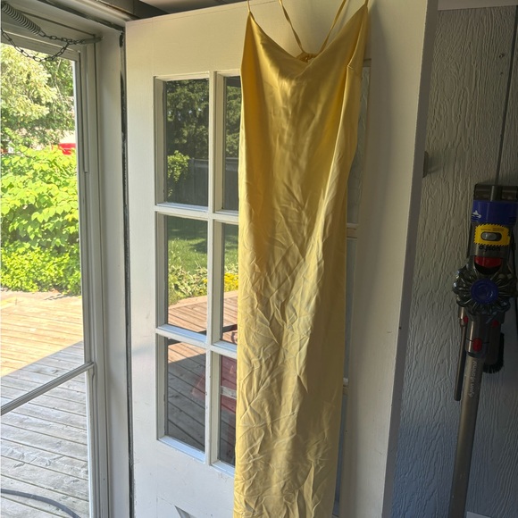 Lovely Summer Midi Dress ☀️ - Picture 3 of 3